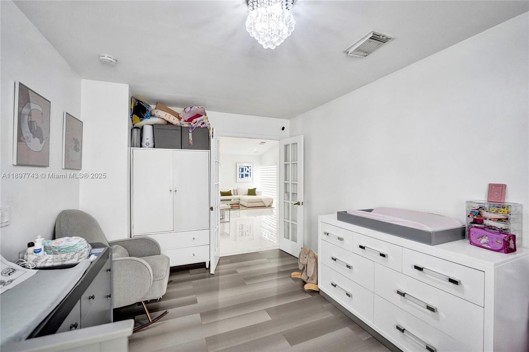 For Sale: $849,000 (4 beds, 2 baths, 1852 Square Feet)