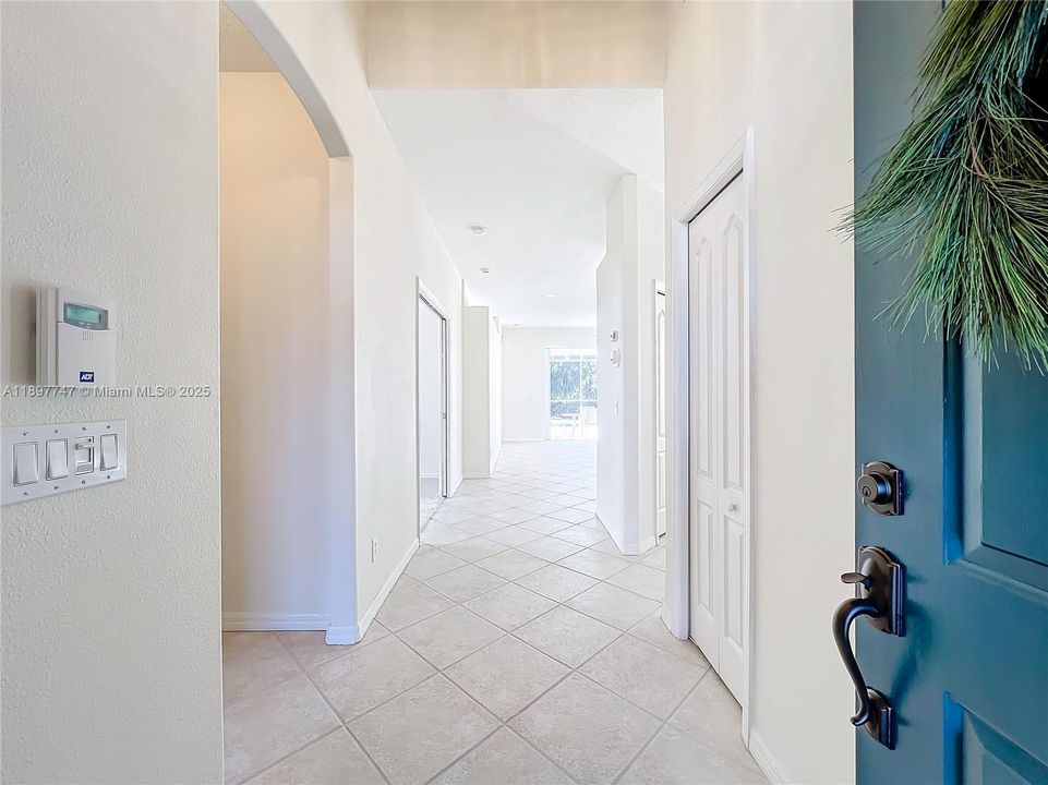 For Rent: $4,295 (3 beds, 2 baths, 1825 Square Feet)