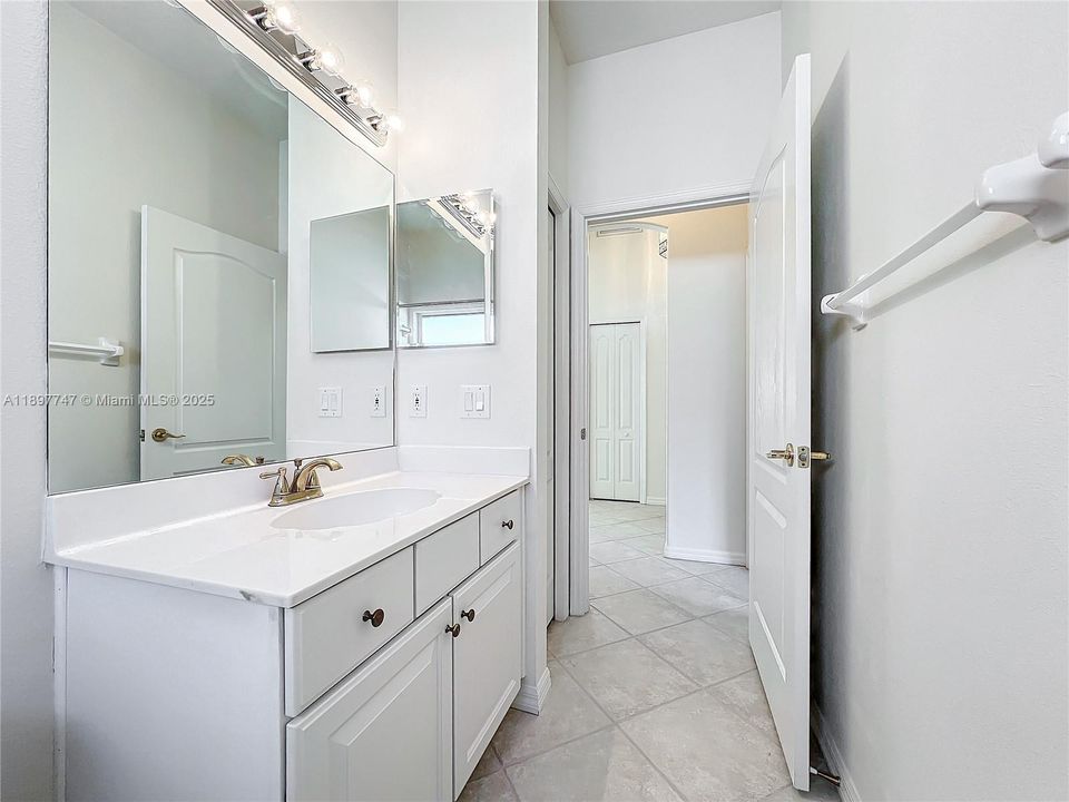 For Rent: $4,295 (3 beds, 2 baths, 1825 Square Feet)