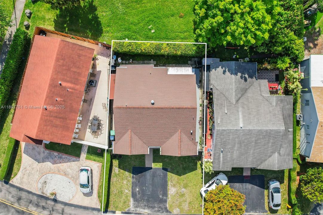 待售: $549,000 (2 贝兹, 2 浴室, 1255 平方英尺)