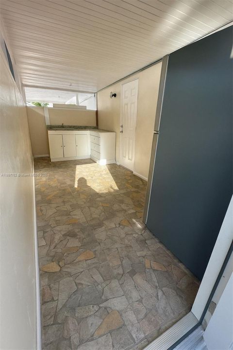 En Renta: $1,350 (1 camas, 1 baños, 1032 Pies cuadrados)