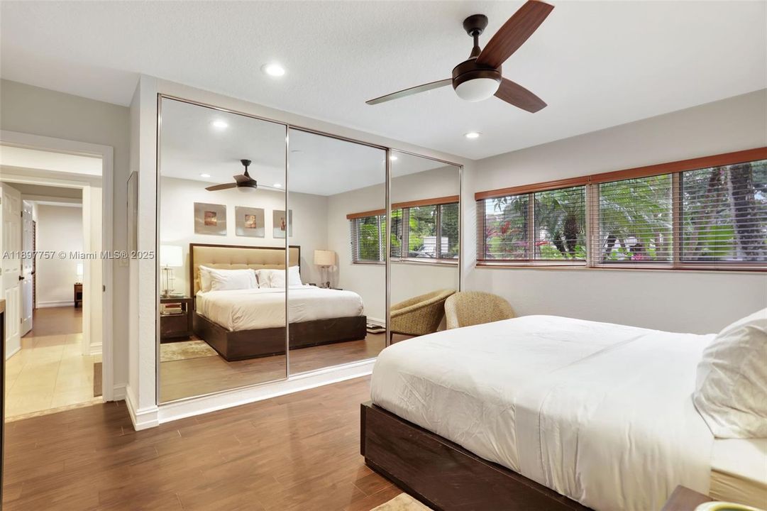 For Rent: $4,200 (3 beds, 3 baths, 2480 Square Feet)