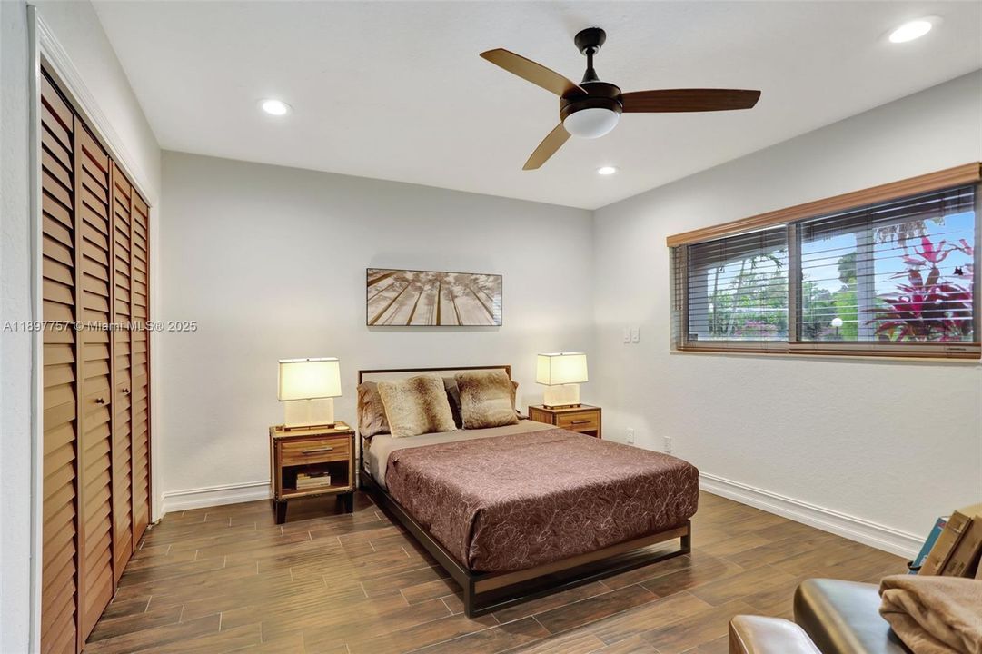 For Rent: $4,200 (3 beds, 3 baths, 2480 Square Feet)