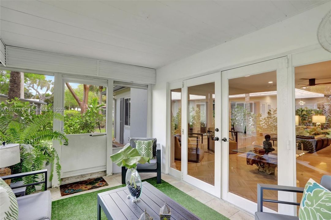 For Rent: $4,200 (3 beds, 3 baths, 2480 Square Feet)