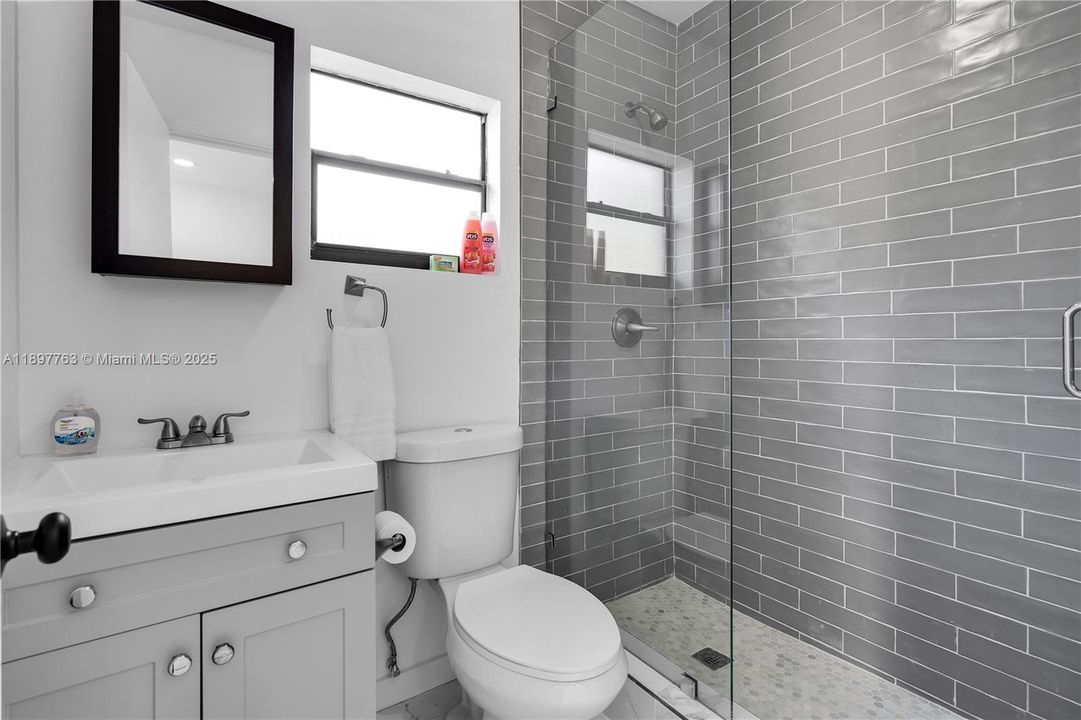 For Sale: $1,200,000 (4 beds, 3 baths, 2249 Square Feet)