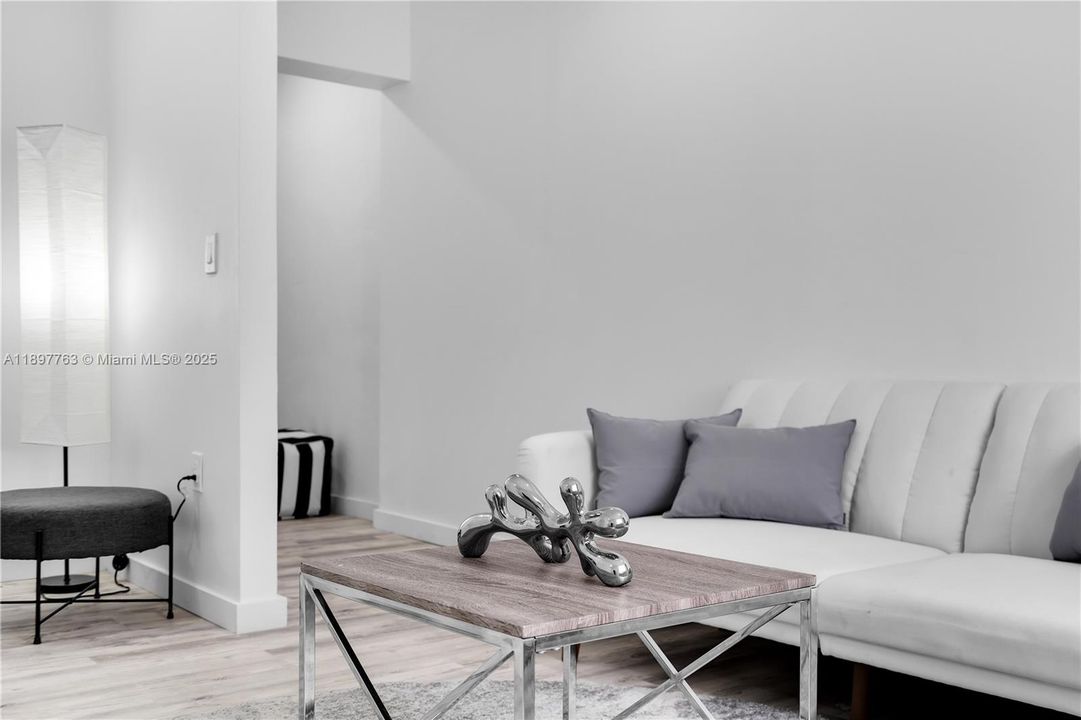 For Sale: $1,200,000 (4 beds, 3 baths, 2249 Square Feet)