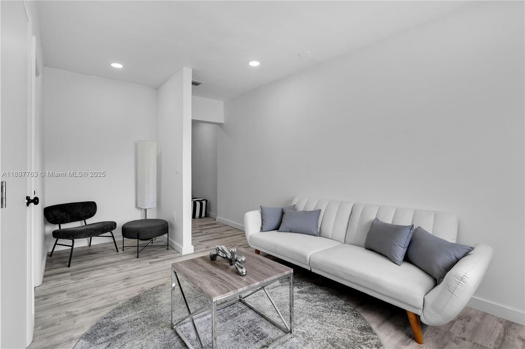 For Sale: $1,200,000 (4 beds, 3 baths, 2249 Square Feet)