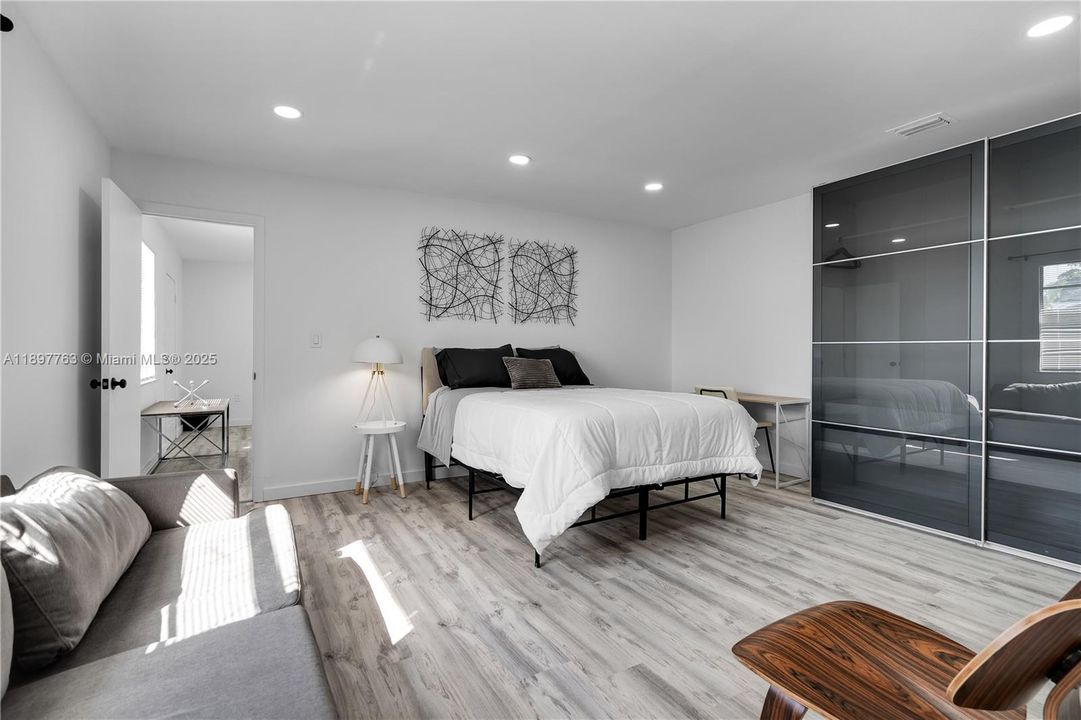 For Sale: $1,200,000 (4 beds, 3 baths, 2249 Square Feet)