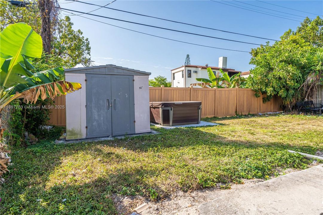 For Sale: $1,200,000 (4 beds, 3 baths, 2249 Square Feet)