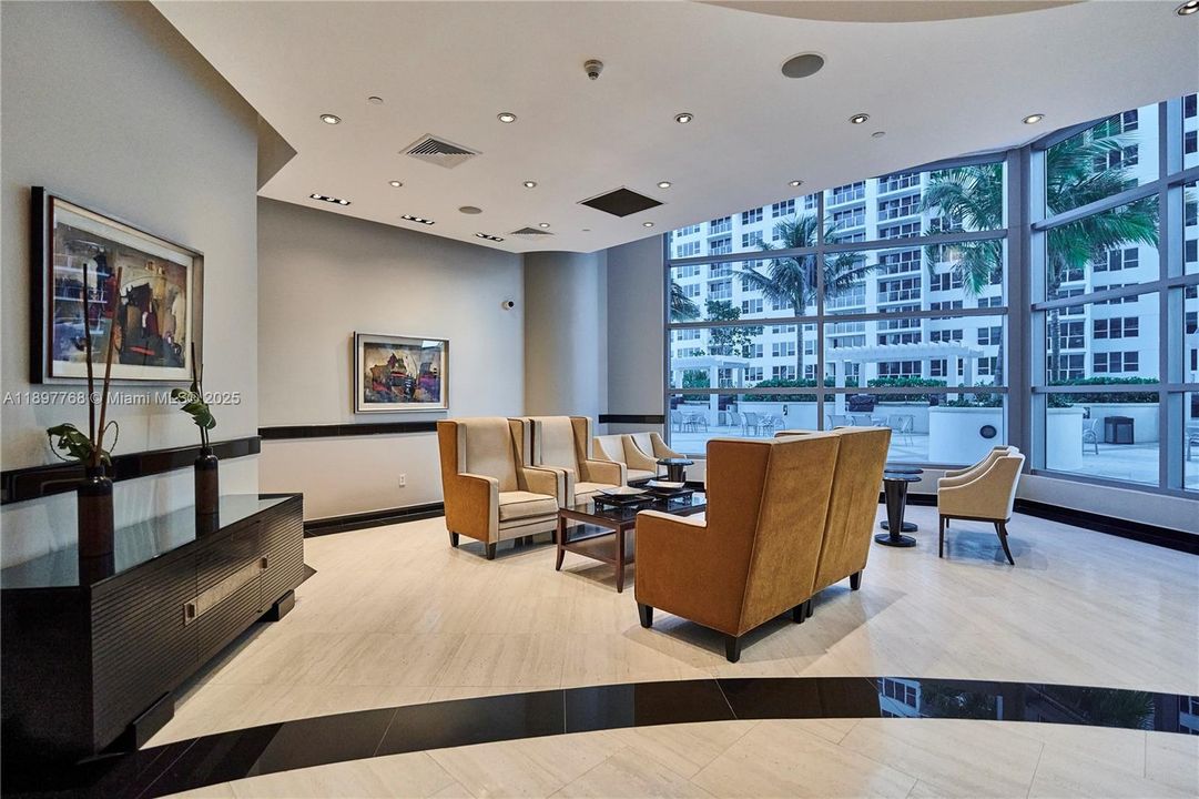 Recently Rented: $7,300 (2 beds, 3 baths, 2115 Square Feet)