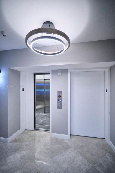 Recently Rented: $7,300 (2 beds, 3 baths, 2115 Square Feet)