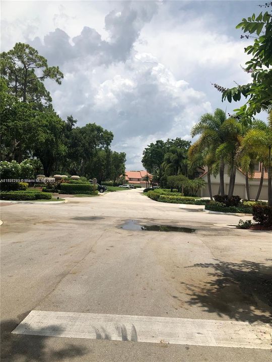 For Sale: $480,000 (3 beds, 2 baths, 1747 Square Feet)