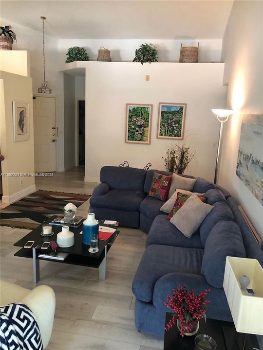 For Sale: $480,000 (3 beds, 2 baths, 1747 Square Feet)