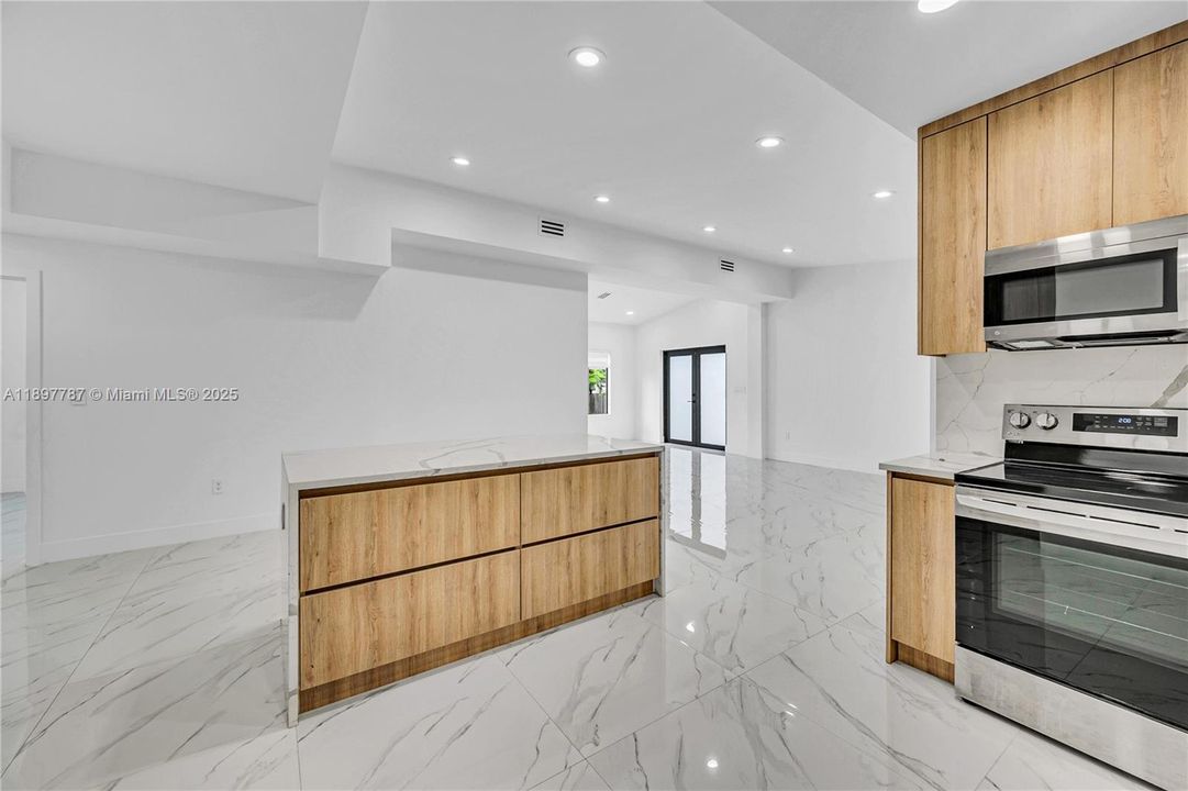 Active With Contract: $840,000 (4 beds, 3 baths, 2241 Square Feet)