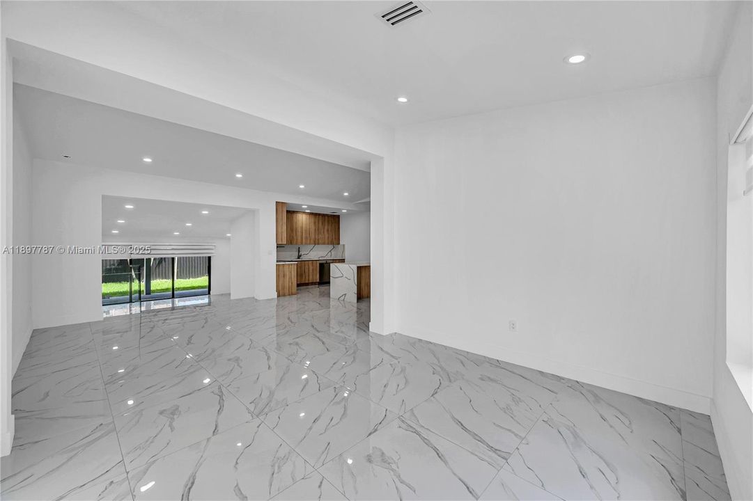 Active With Contract: $840,000 (4 beds, 3 baths, 2241 Square Feet)