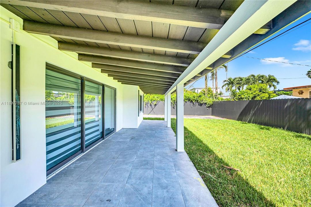 Active With Contract: $840,000 (4 beds, 3 baths, 2241 Square Feet)