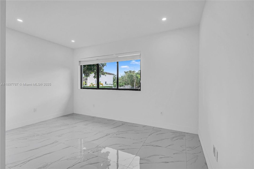 Active With Contract: $840,000 (4 beds, 3 baths, 2241 Square Feet)