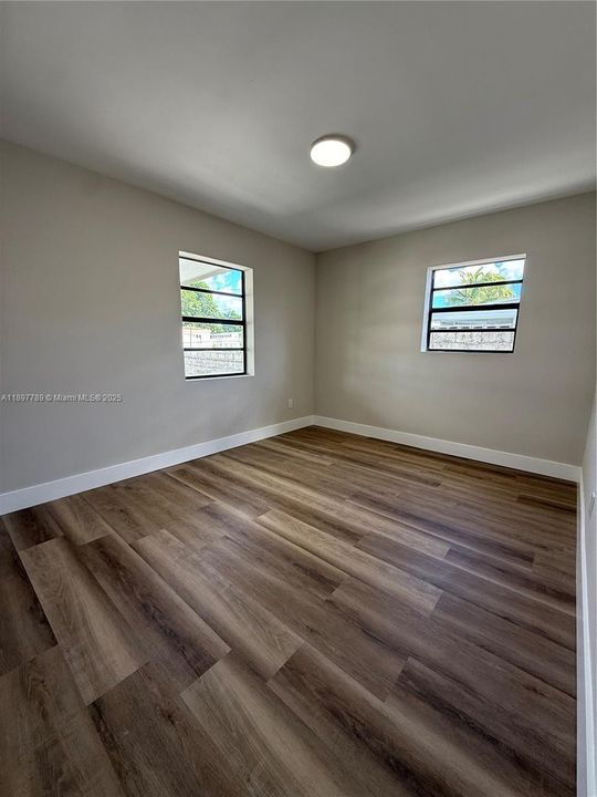 Active With Contract: $539,000 (4 beds, 3 baths, 1323 Square Feet)