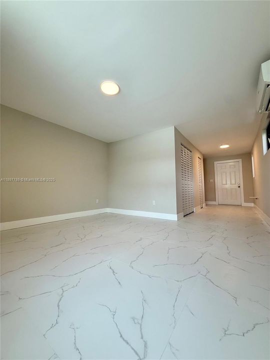 Active With Contract: $539,000 (4 beds, 3 baths, 1323 Square Feet)