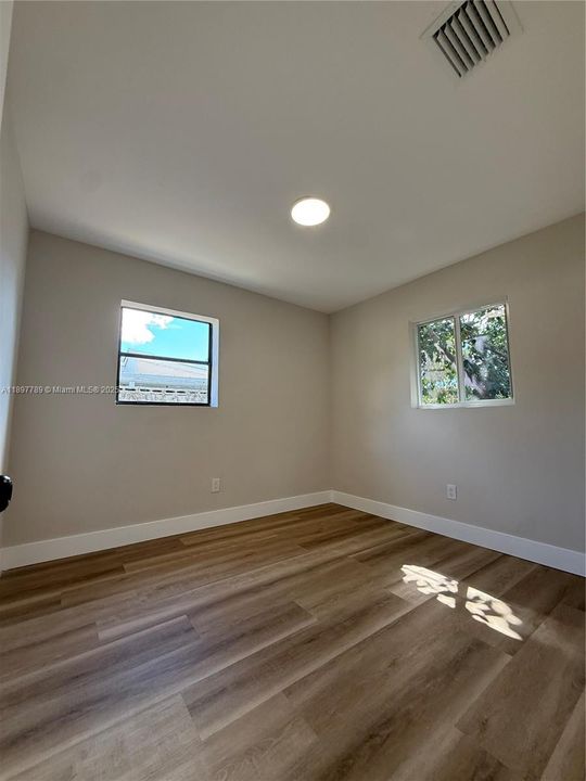 Active With Contract: $539,000 (4 beds, 3 baths, 1323 Square Feet)