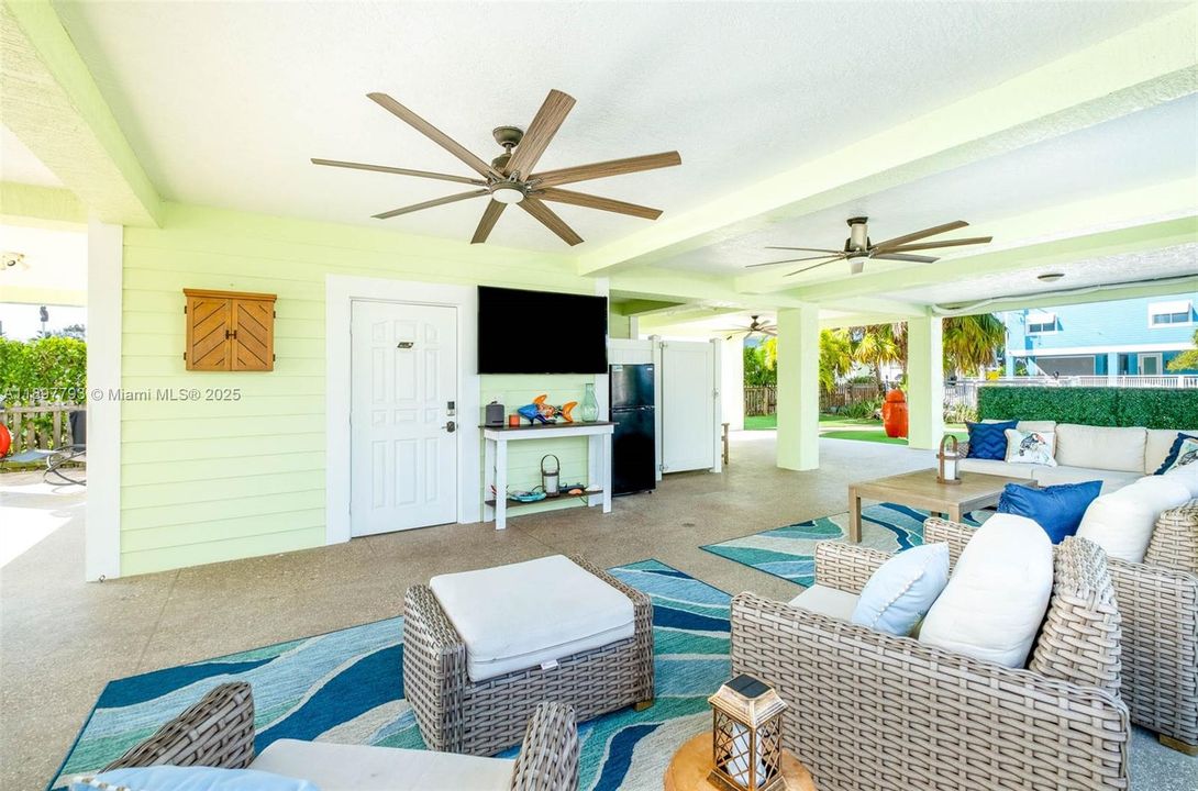 待售: $2,490,000 (4 贝兹, 3 浴室, 2508 平方英尺)