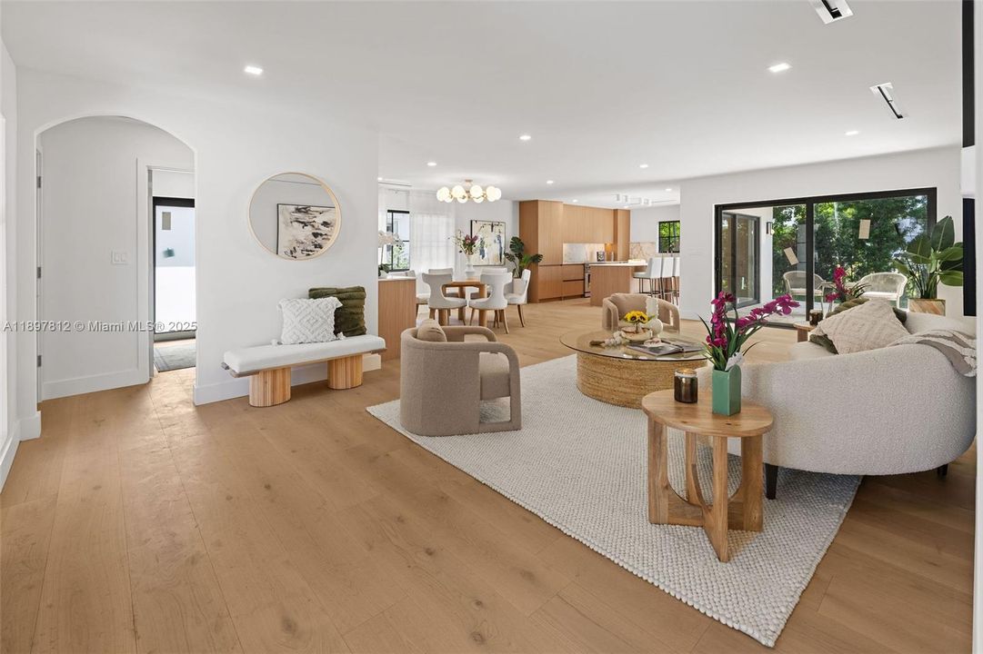 En Venta: $2,388,500 (4 camas, 3 baños, 2201 Pies cuadrados)