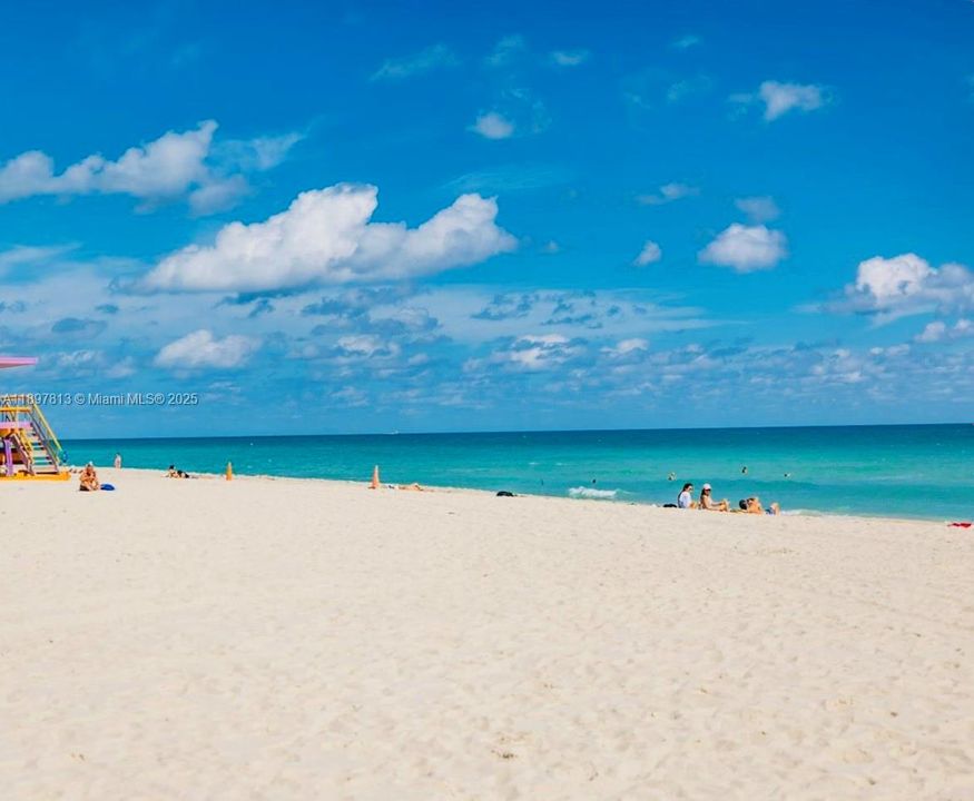 待售: $749,000 (2 贝兹, 2 浴室, 1955 平方英尺)