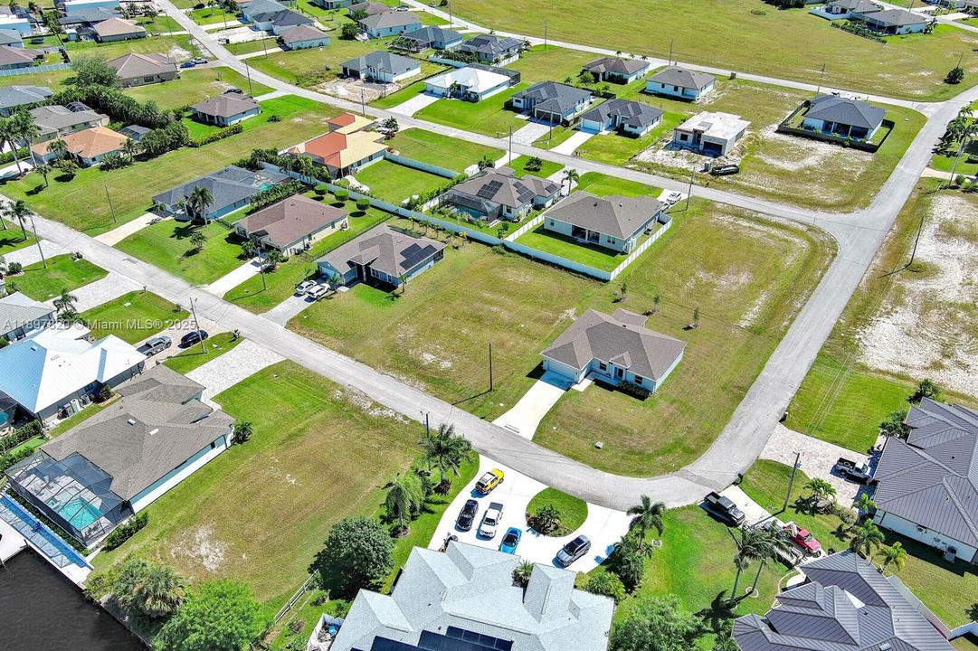 待售: $52,000 (0.24 acres)