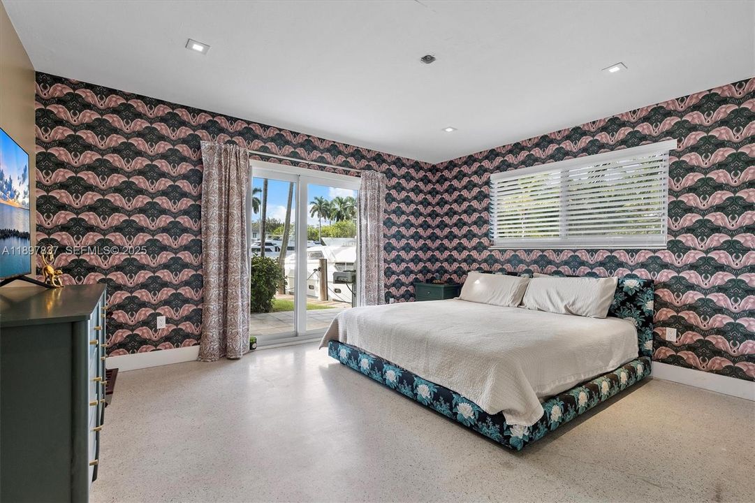 For Sale: $3,650,000 (3 beds, 3 baths, 2489 Square Feet)