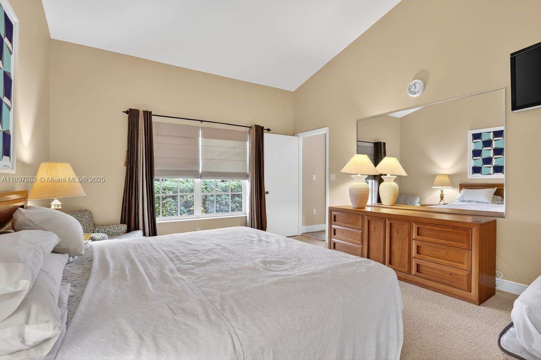 En Venta: $589,000 (4 camas, 4 baños, 2278 Pies cuadrados)