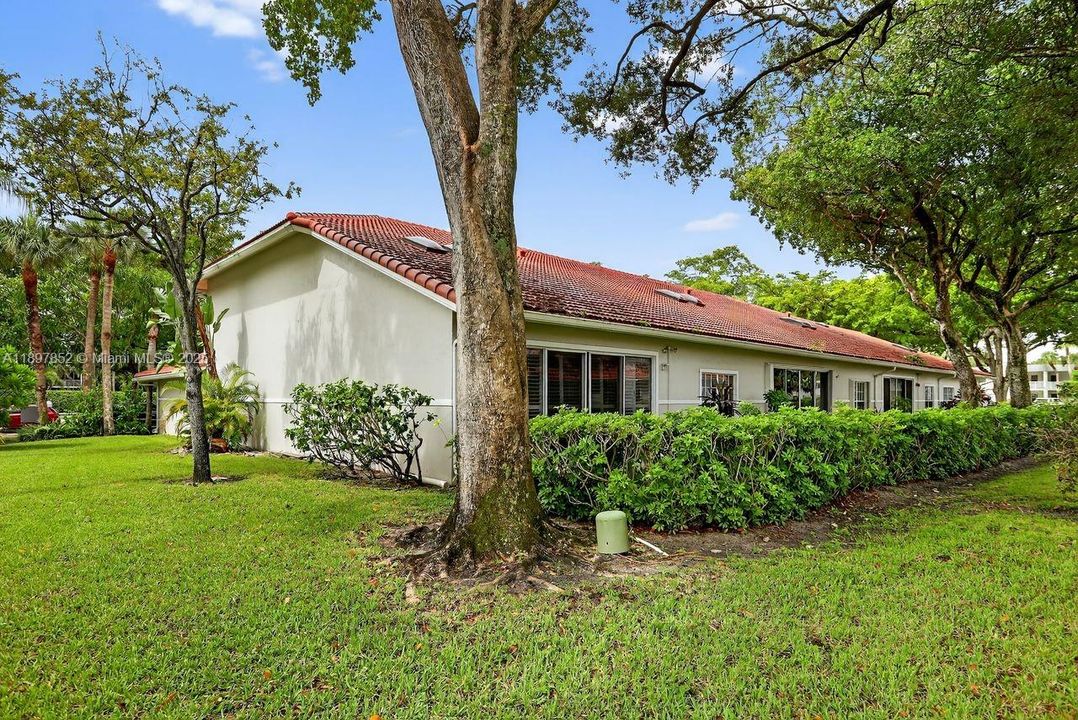 En Venta: $589,000 (4 camas, 4 baños, 2278 Pies cuadrados)