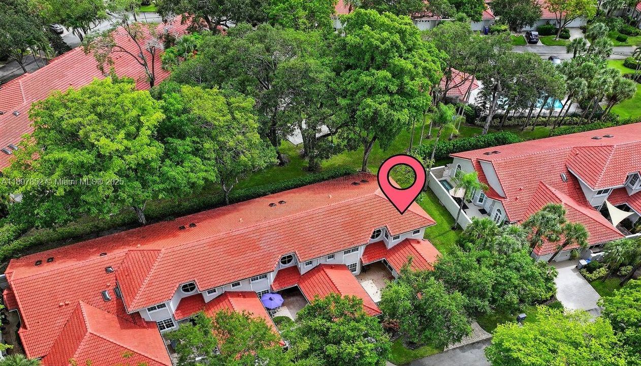 En Venta: $589,000 (4 camas, 4 baños, 2278 Pies cuadrados)