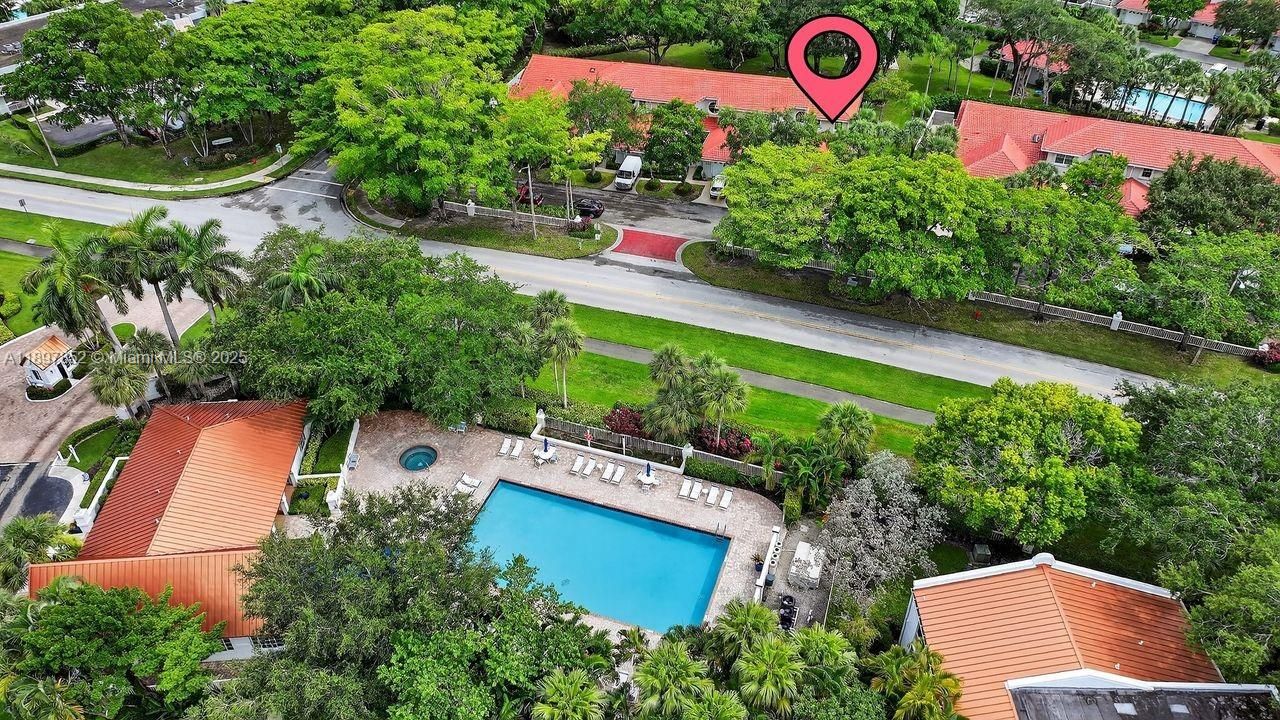 En Venta: $589,000 (4 camas, 4 baños, 2278 Pies cuadrados)