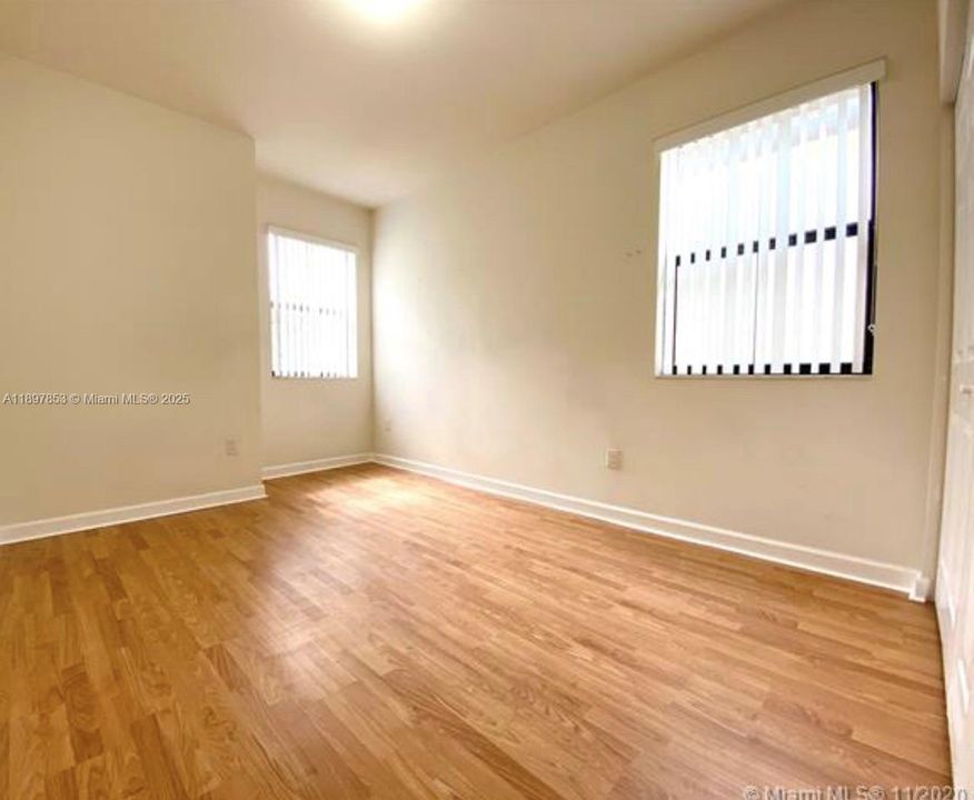 出租: $3,900 (3 贝兹, 2 浴室, 2021 平方英尺)