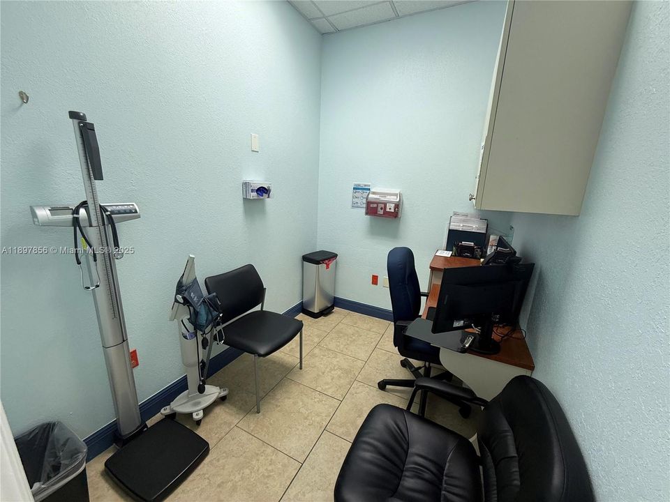 待售: $700,000 (0 贝兹, 0 浴室, 0 平方英尺)