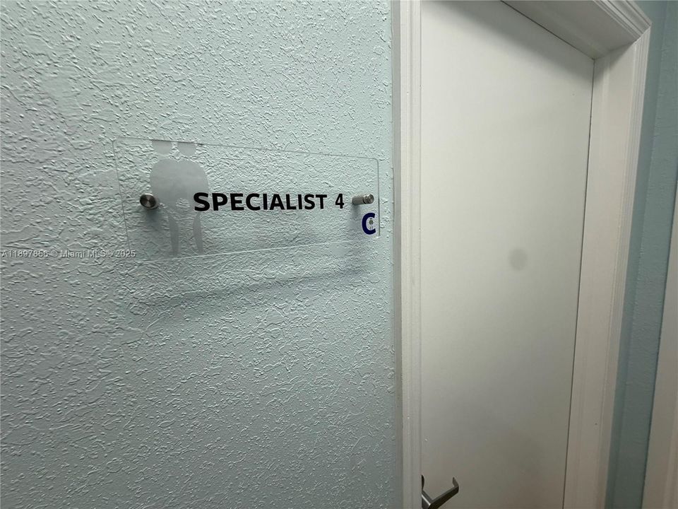 待售: $700,000 (0 贝兹, 0 浴室, 0 平方英尺)