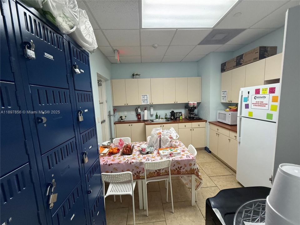 待售: $700,000 (0 贝兹, 0 浴室, 0 平方英尺)