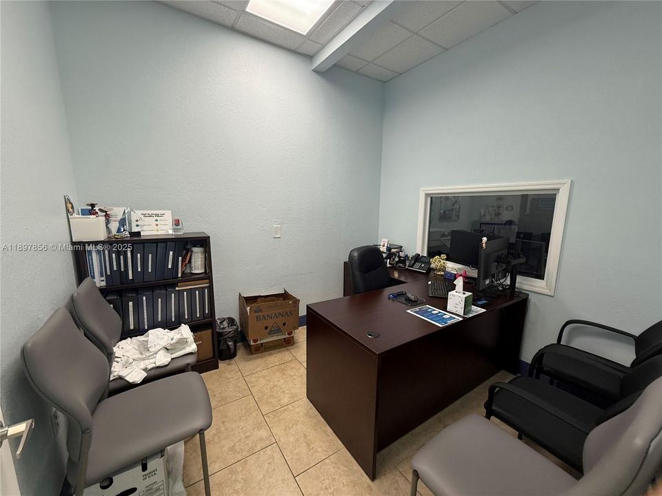 待售: $700,000 (0 贝兹, 0 浴室, 0 平方英尺)