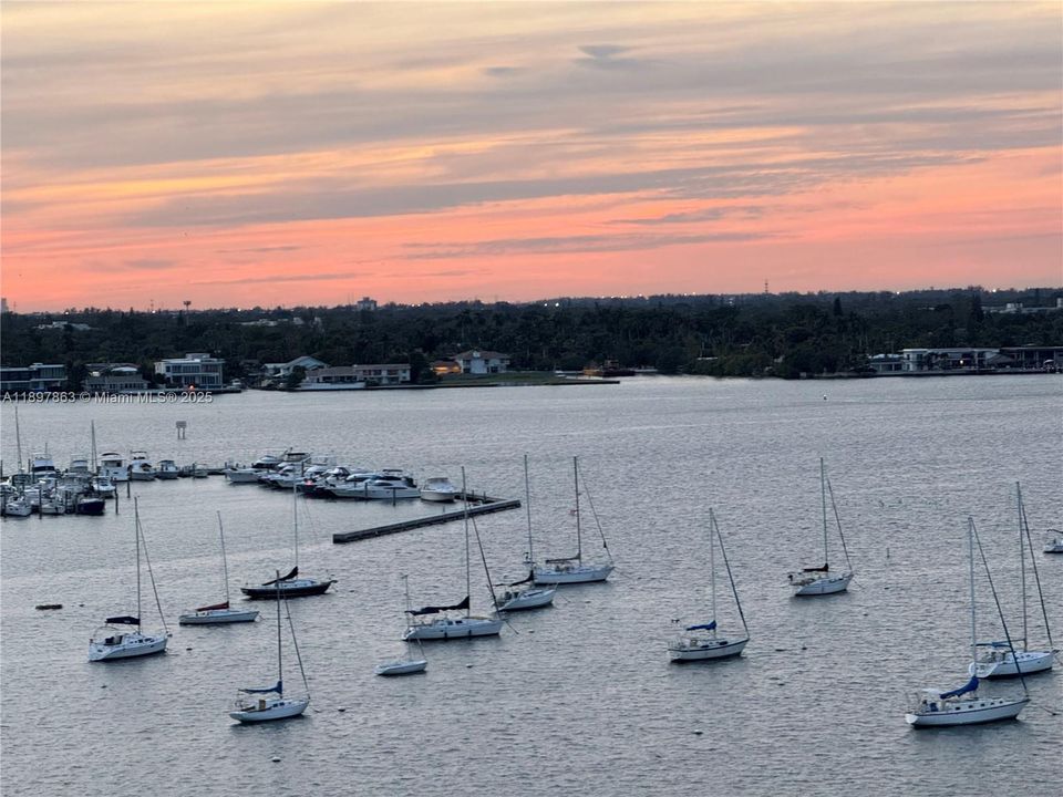 En Venta: $199,000 (0 camas, 1 baños, 444 Pies cuadrados)