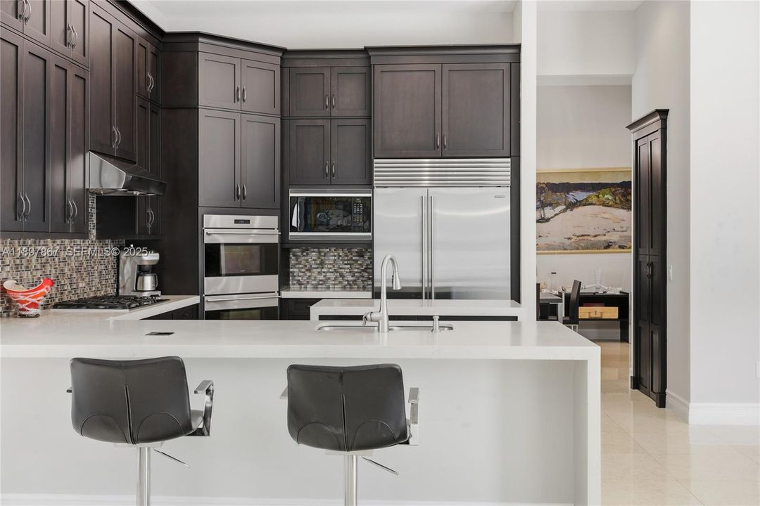 На продажу: $2,350,000 (5 спален, 5 ванн, 3968 Квадратных фут)