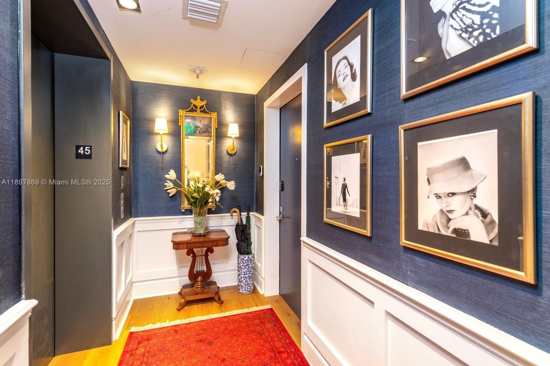 合同活跃: $1,625,000 (3 贝兹, 4 浴室, 1734 平方英尺)