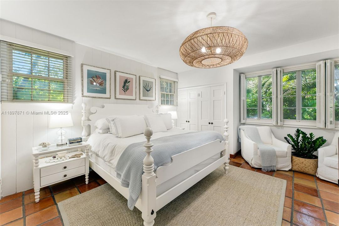 For Sale: $3,500,000 (4 beds, 3 baths, 3163 Square Feet)