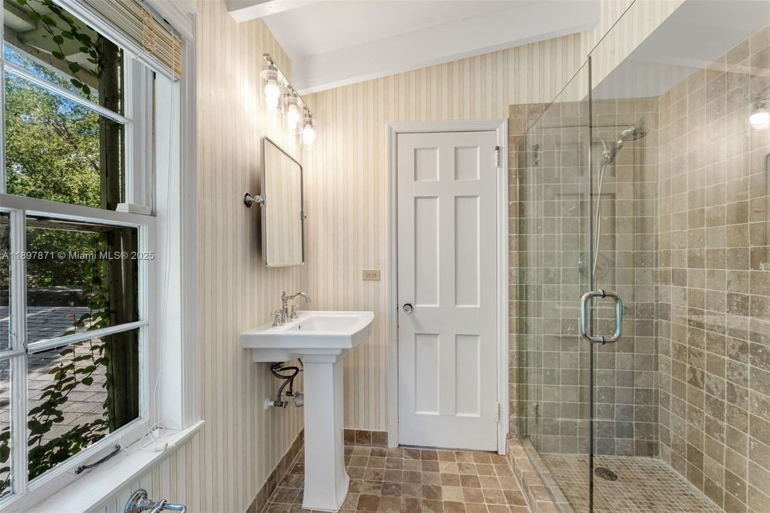 For Sale: $3,500,000 (4 beds, 3 baths, 3163 Square Feet)