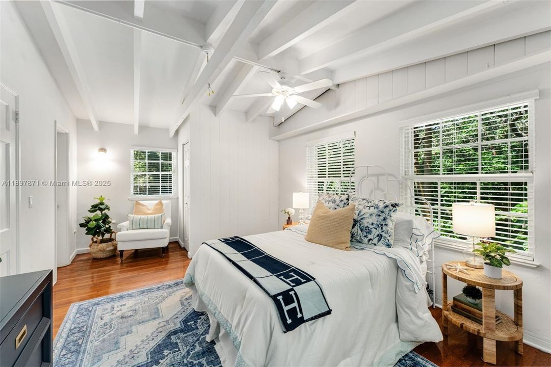 For Sale: $3,500,000 (4 beds, 3 baths, 3163 Square Feet)