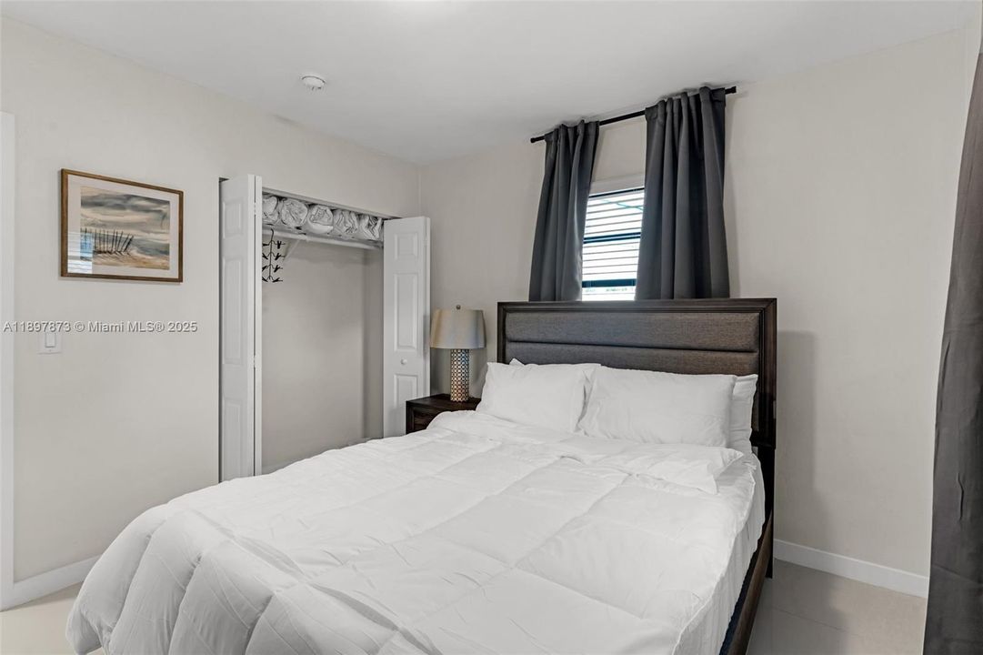 For Rent: $4,450 (4 beds, 2 baths, 2150 Square Feet)