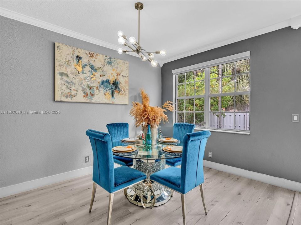 Active With Contract: $460,000 (4 beds, 2 baths, 1848 Square Feet)