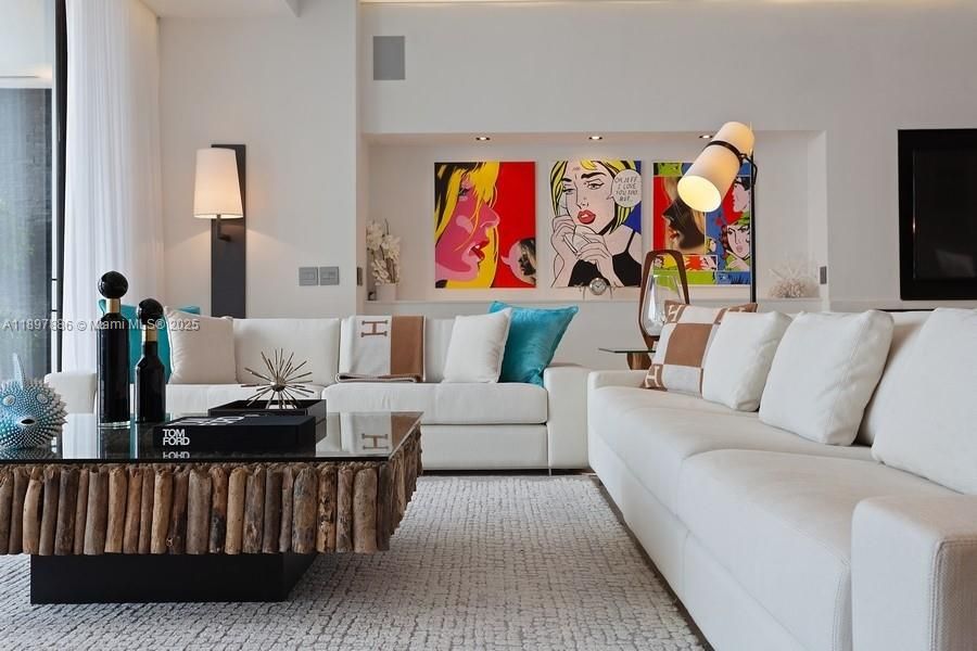 For Rent: $55,000 (5 beds, 5 baths, 3989 Square Feet)