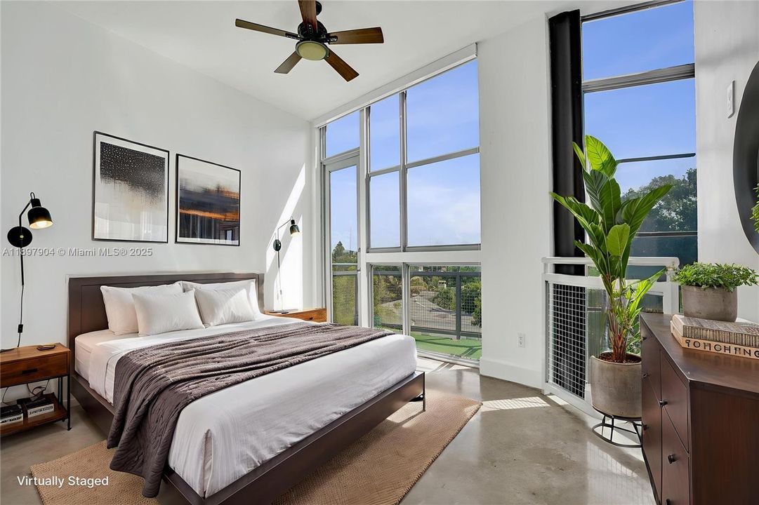 For Sale: $719,000 (3 beds, 3 baths, 2005 Square Feet)