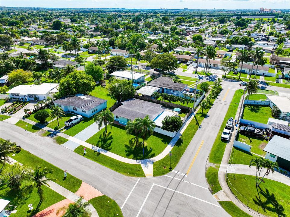 Active With Contract: $510,000 (3 beds, 2 baths, 1629 Square Feet)