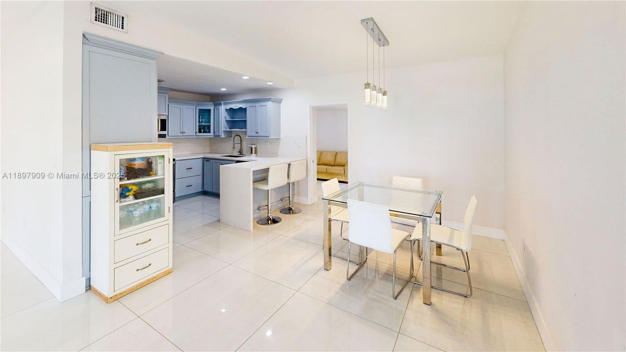 Active With Contract: $510,000 (3 beds, 2 baths, 1629 Square Feet)